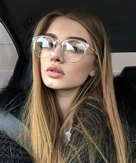 55 Best Pretty Girls With Glasses Images On Pinterest