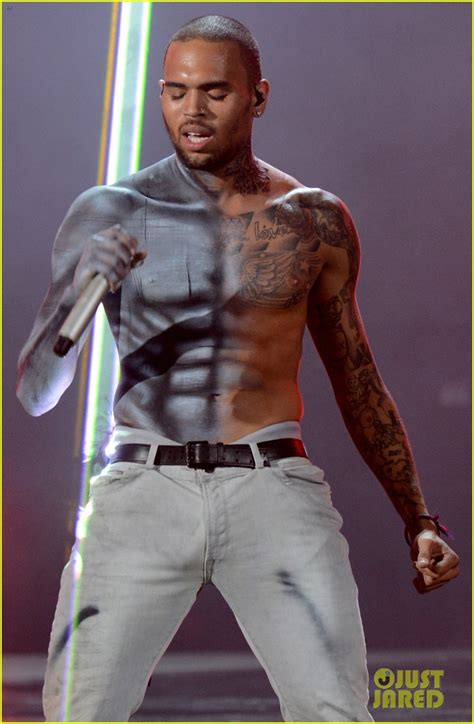 Photo Chris Brown Shirtless For Bet Awards Performance 23 Photo