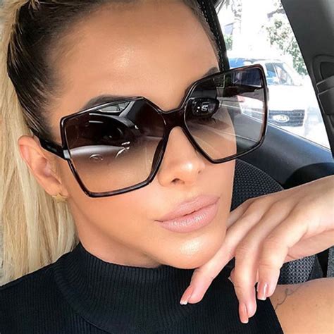 fashion sunglasses newest 2020 hottest women men luxury oversized sexy