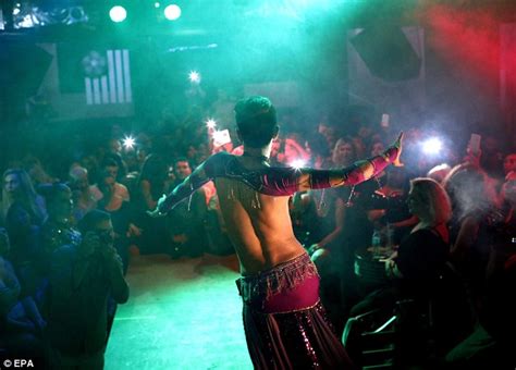 first ever transsexual beauty contest held in turkey daily mail online