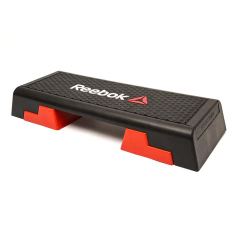 steps decathlon step fitness adaptes  tous les niveaux decathlon