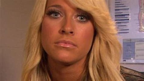 exclusive kelly kelly and beth phoenix react to the