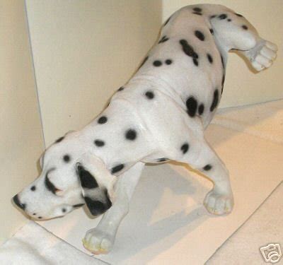 peeing dalmatian fire dog resin garden statue figurine