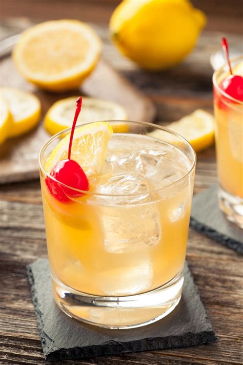 Manly Cocktails 9 Mixed Drinks Every Man Must Try Once In 2021 Sour