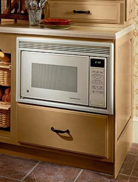 Compact Under Cabinet Microwave Mounted Mounting