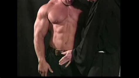 muscle worship bodybuilder and nerdy monk xvideos