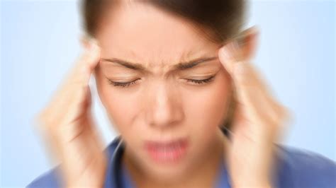 mal  testa differenze tra emicrania cefalea grappolo  cerchio