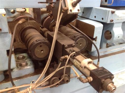 thread rollers machine hub