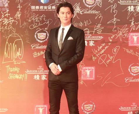 Stars Shine At Shanghai Film Fest Cn