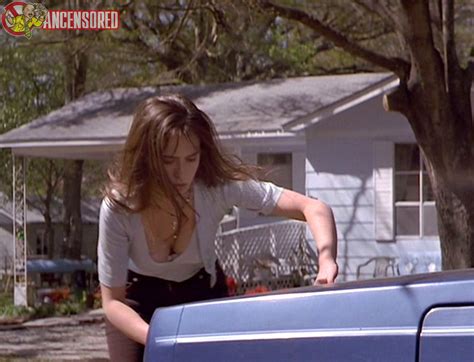 Naked Jennifer Love Hewitt In I Know What You Did Last Summer