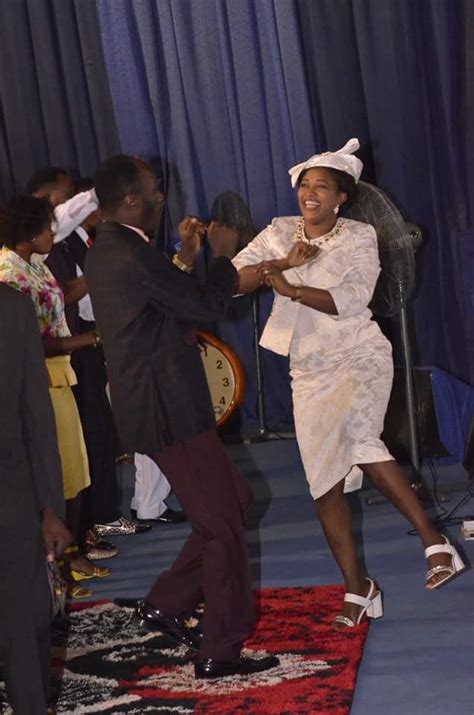 despite sex allegation se wat apostle suleman and his wife did in church 2day pix religion nigeria