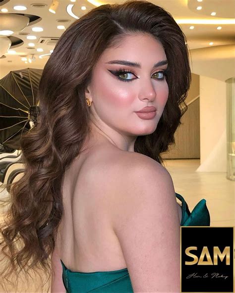 ماريا فرهاد ملكة جمال العراق بدأت أولى خطواتي نحو العالمية من صالون سام
