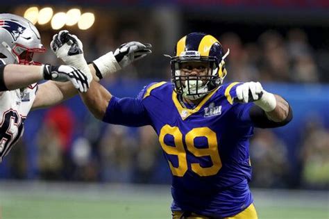 Aaron Donald Relishing First Rams Training Camp Since 2016