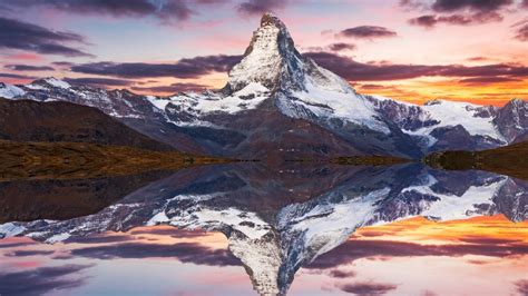 matterhorn peak reflected  stellisee lake  zermatt switzerland