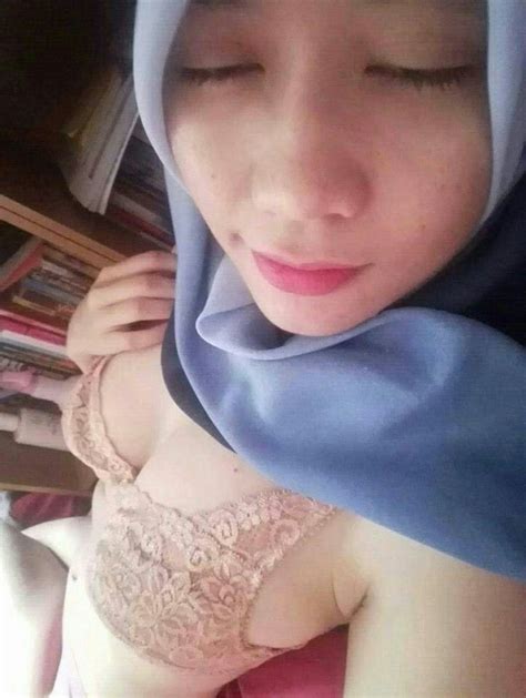 Jilbab Pamer Tetek 96 Pics Xhamster