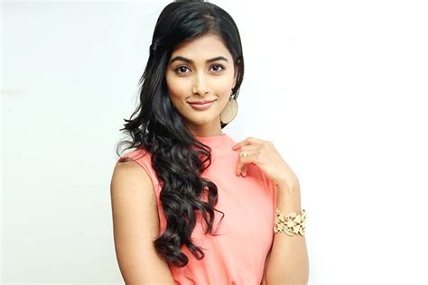 hot pooja hegde hd backgrounds images pics free download