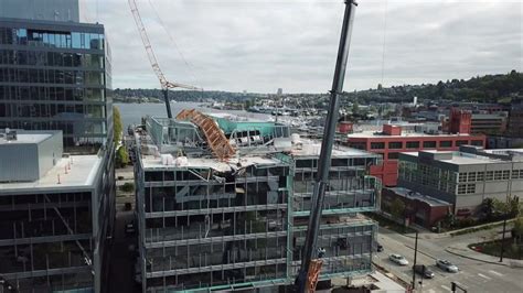 Expert Suggests Seattle Crane Collapse That Killed Four Was `human