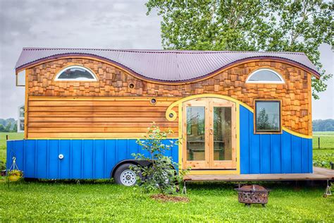 tiny mobile home   family   inspired  whaling ship curbed