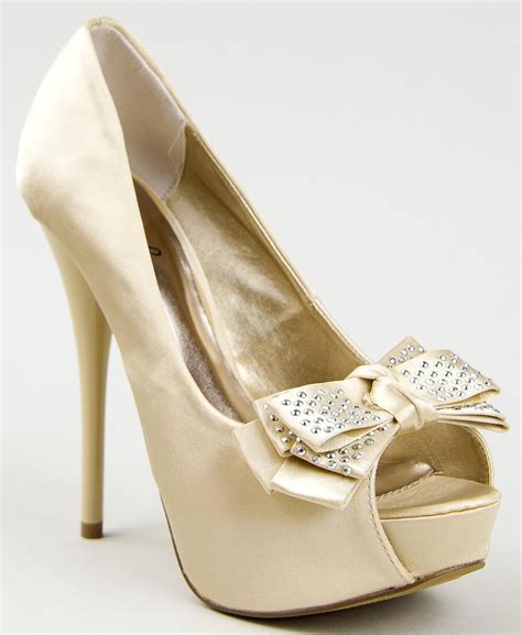 beautiful wedding shoes youve   page