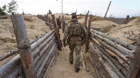 exclusive front  report modern trench warfare  eastern ukraine