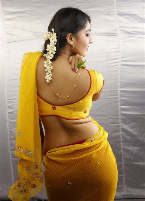 anushka shetty sexy saree actress hot and sexy bikini pic