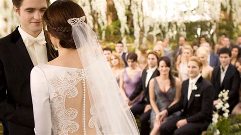 bella swans twilight wedding dress    auction