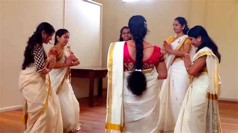 jimikki kammal onam version 2 0 kerala girls hot sizzling dance performance youtube