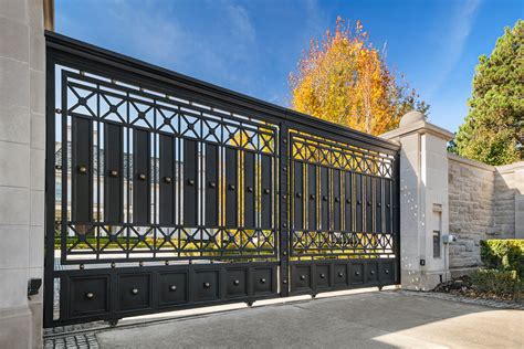 luxury gates  complement  estate art boulle