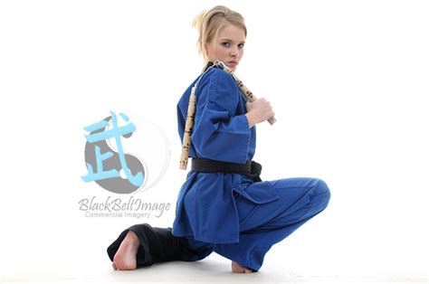 Pin By John Gavin On Karate Girl Martial Arts Women Karate Girl