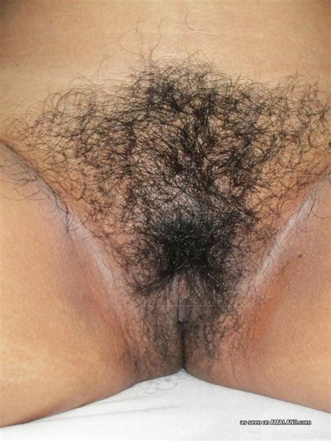 wild filipina girlfriend showing off her very hairy pussy pichunter