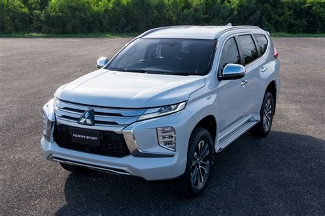 mitsubishi pajero sport 2020 РЕСТАЙЛИНГ УЖЕ В РОССИИ Фото