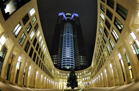 journal frankfurt nachrichten tower  fuer  millionen euro