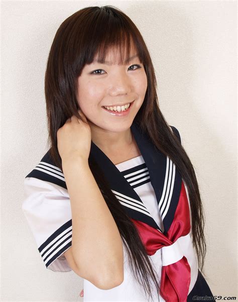 Osaka69 Uncensored Japanese Schoolgirl Chiharu ちはる 女子高生無修正動画 Pictures