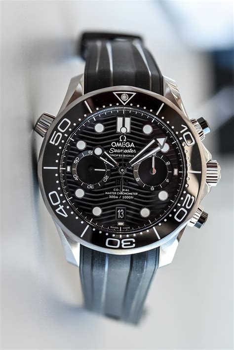 review omega seamaster diver  chronograph master chronometer