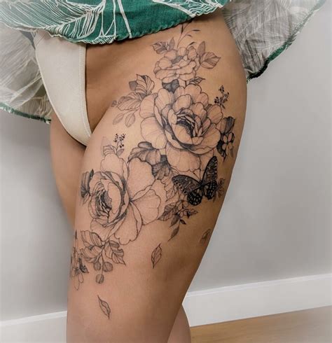 11 Flower Thigh Tattoo Ideas That Will Blow Your Mind