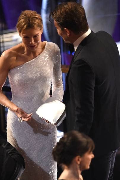 renée zellweger and bradley cooper reunite at oscars 2020