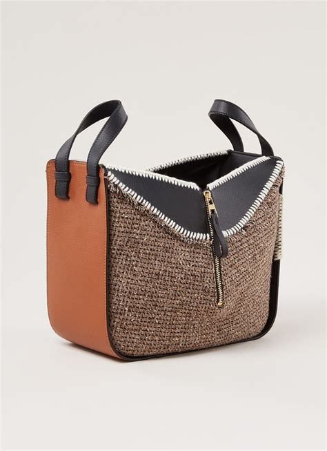 loewe hammock small handtas van kalfsleer met tweed cognac de bijenkorf handtas kalfsleer