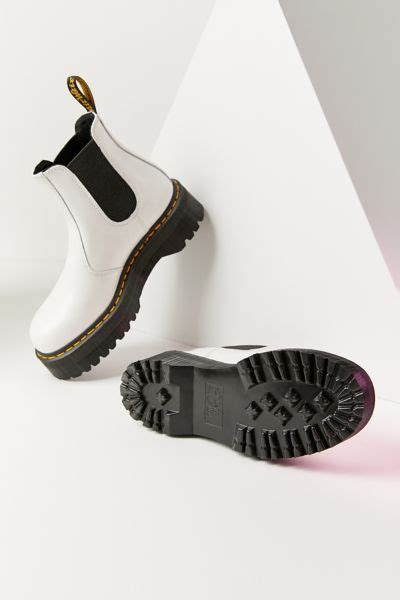 dr martens urban outfitters