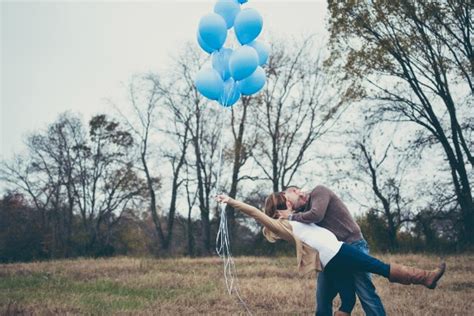 9 classy gender reveal photo ideas — the organized mom life