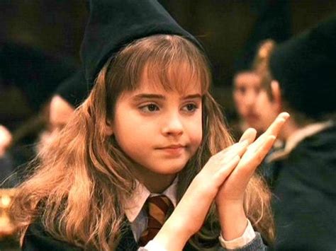 Emma Watson Watches Harry Potter Outtake And Says I Was Such A Loser
