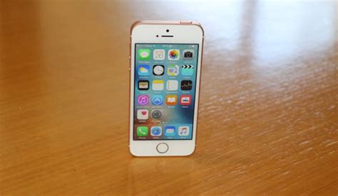 iphone se review a pocket rocket with the latest
