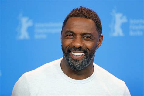 Idris Elba Named This Year S Sexiest Man Alive By People Magazine Cbs