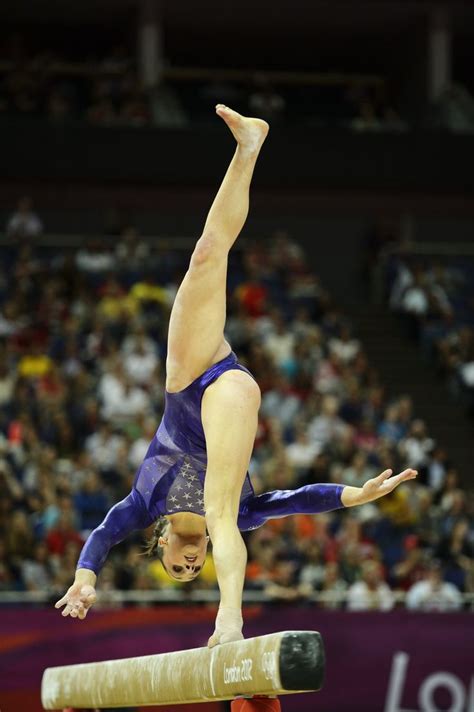 Usa Female Artistic Gymnast Jordyn Wieber Performing On