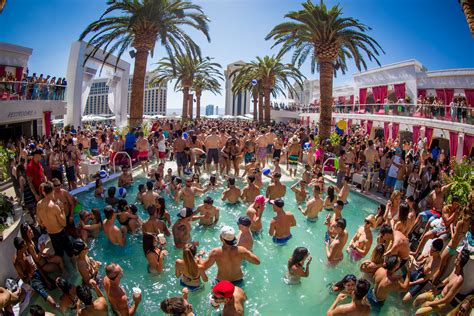 Las Vegas Pools Free For Locals 2019 Entertainment