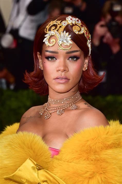 the beauty evolution of rihanna from island girl to fashion icon teen vogue