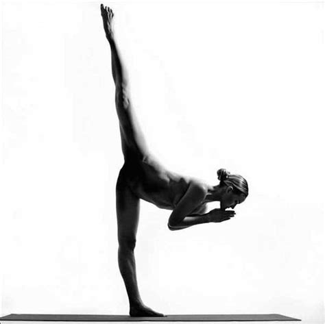 Beautiful Nude Yoga Positions Fubiz Media