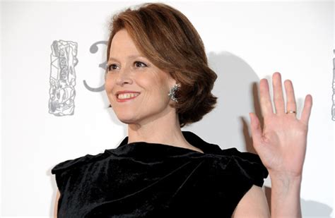 sigourney weaver answers your questions connect the world blogs