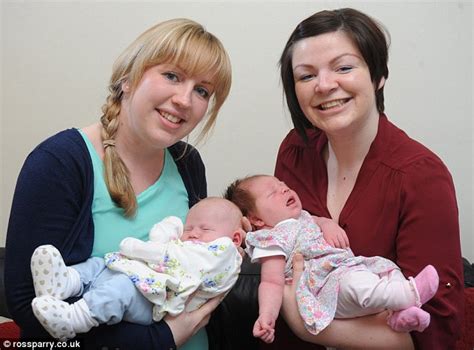 Siblings Find Out They E Pregnant On Same Day Give Birth On Same Day