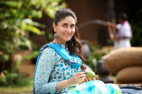 Bollywood Pictures Kareena Kapoor Inviting For Sex