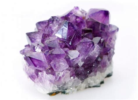 amethyst ultimate guide  collecting amethyst